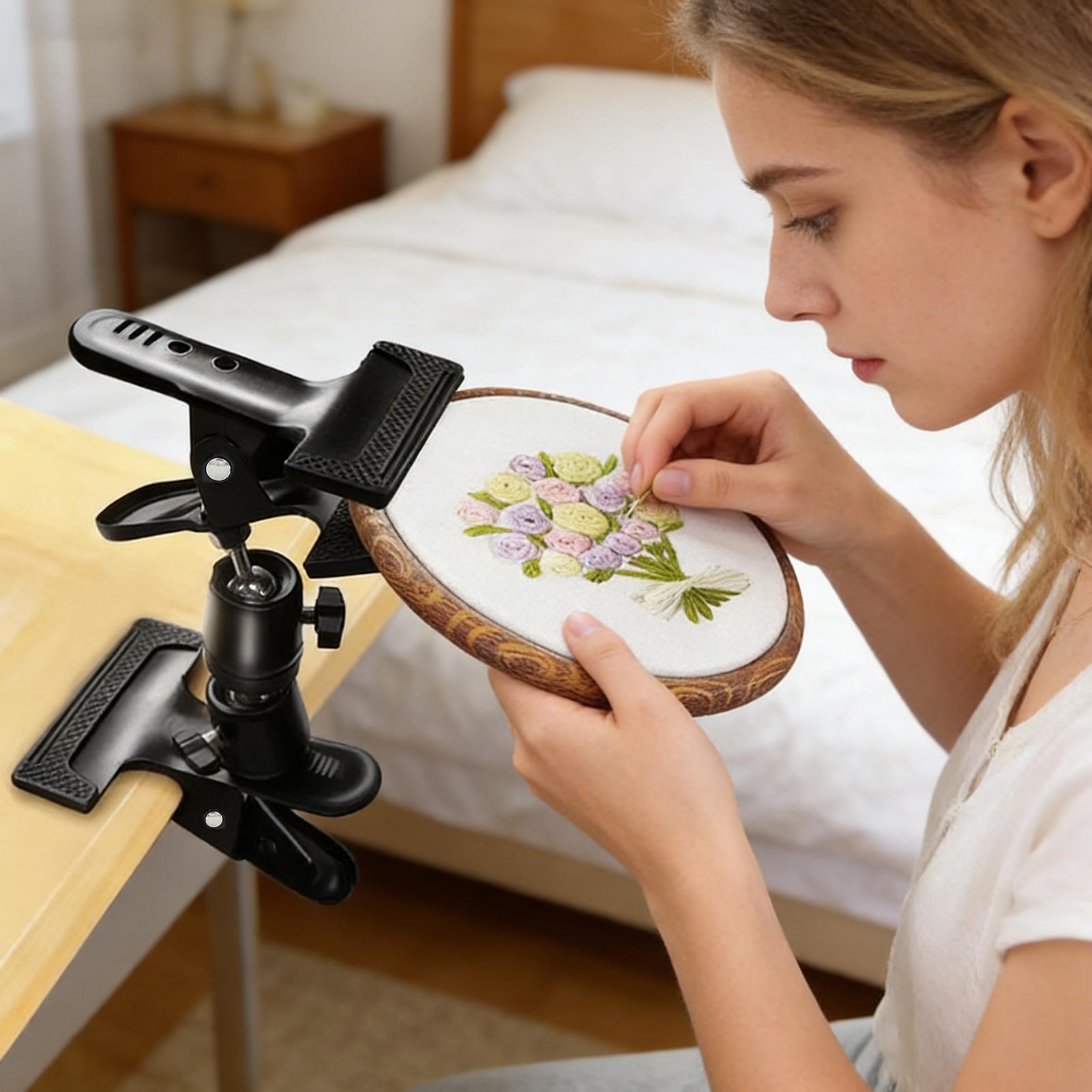 Embroidery Hoop Stand - ที่วางเข็มปักผ้าแบบหนีบ ปรับได้ พกพาสะดวก แข็งแรงทนทาน สำหรับงานเย็บปักถักร้อย งานฝีมือ