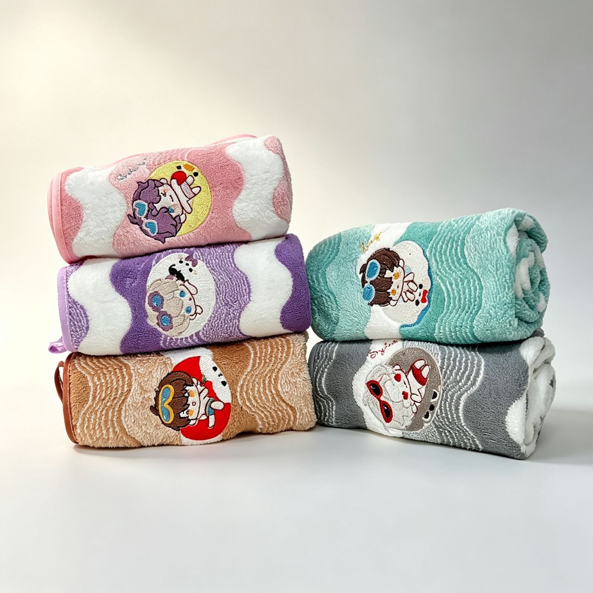 Embroidery Yarns - ผ้าเช็ดมือขนแกะลายการ์ตูน Anime Love and Deepspace น่ารัก