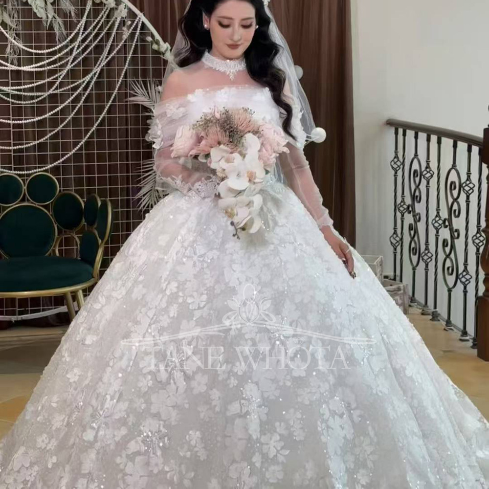 Embroidery Organza - หรูหราSequinedชุดแต่งงาน2025 Strapless Off-Shoulder Lace-UpกลับAppliquesปรับแต่งชุดเจ้าสาว