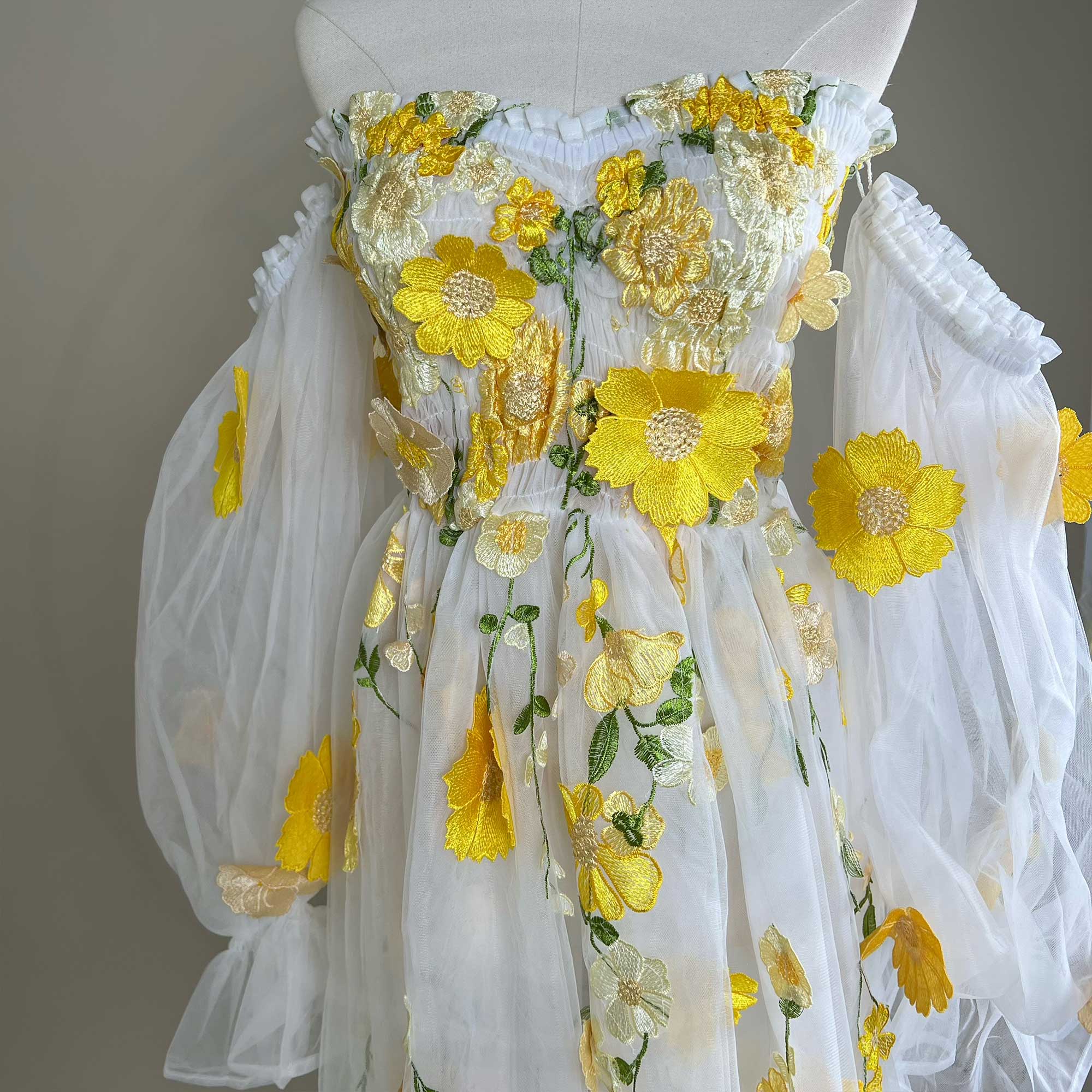 ดอน&จูดี้ ชุดเดรสผ้าออร์แกนซ่า - Embroidery Organza บทวิจารณ์และราคา
