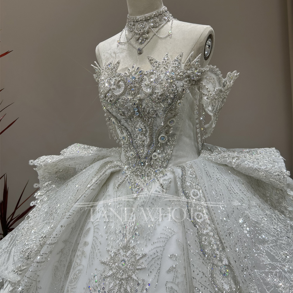 Robes De Mariée Sur Mesure Swe - Embroidery Organza บทวิจารณ์และราคา