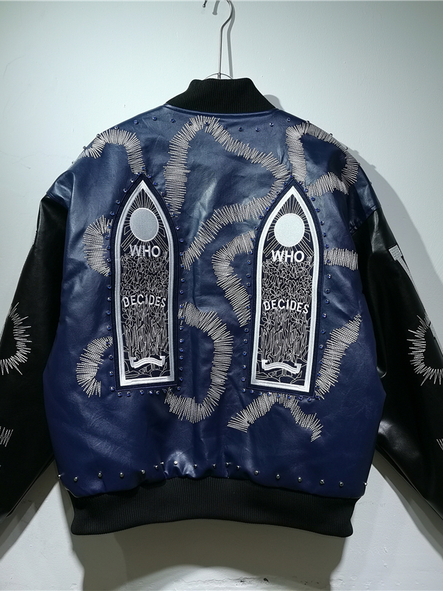 แจ็คเก็ตปักลายโทเท็มสไตล์กอธิค - Embroidery Gothic บทวิจารณ์และราคา