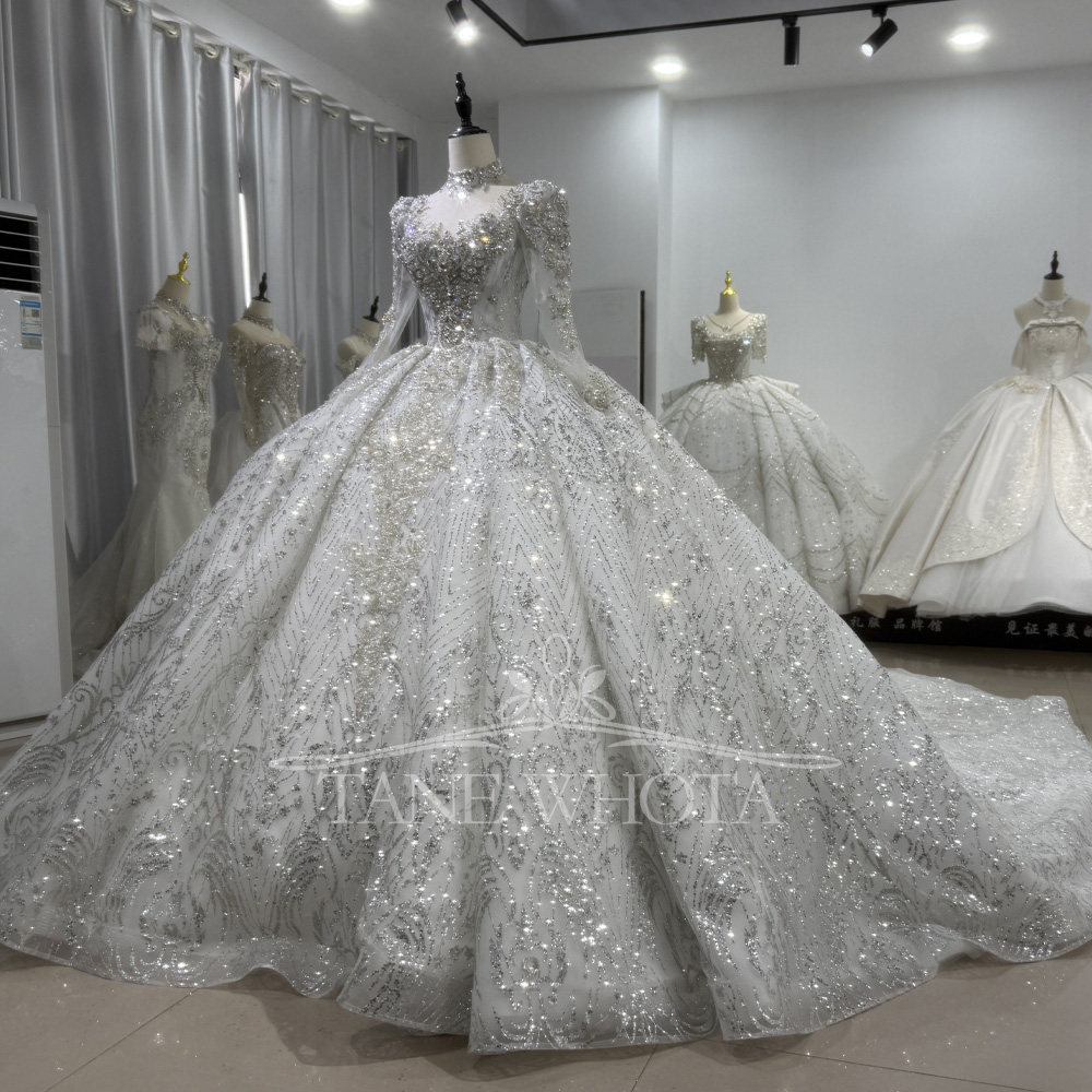Elegant Gowns แต่งงานแขนยาวคอช - Embroidery Organza บทวิจารณ์และราคา
