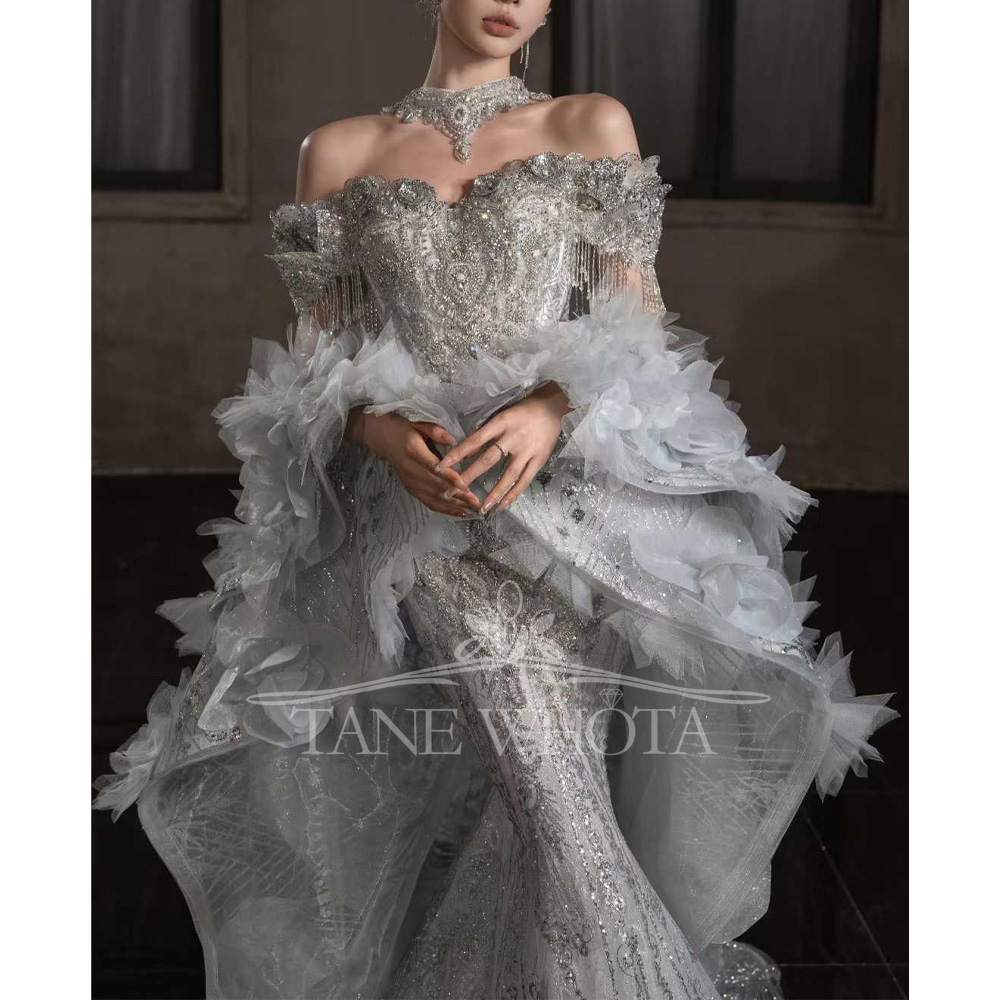 ชุดแต่งงานทรงเข้ารูปปักลายลูกป - Embroidery Organza บทวิจารณ์และราคา