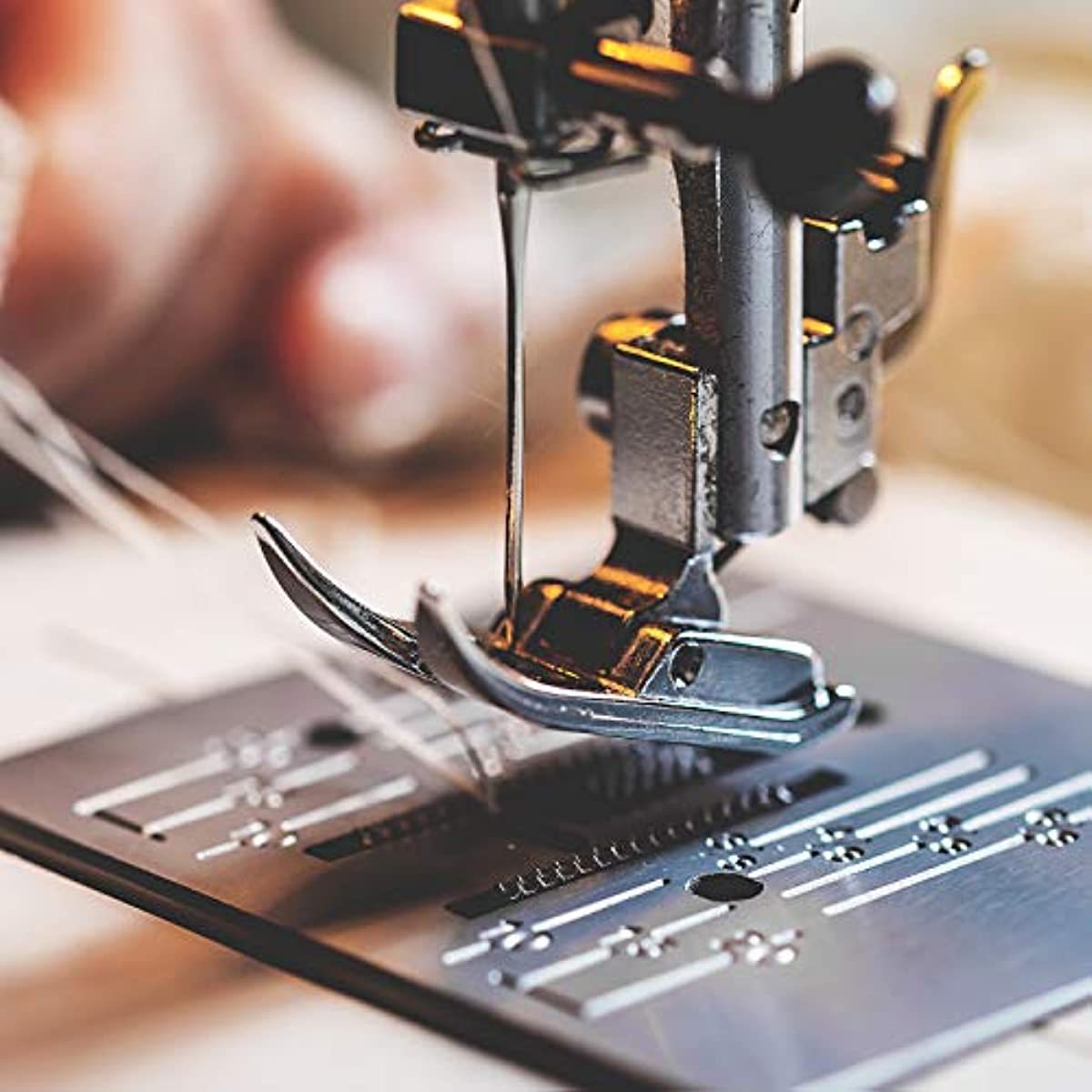 ตีนผีเย็บผ้าอเนกประสงค์ 1/3/5  - Embroidery Zig Zag Stitch บทวิจารณ์และราคา